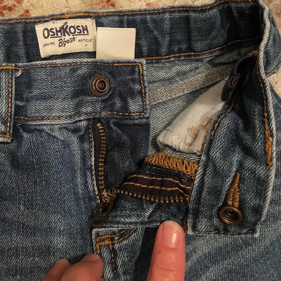 Oshkosh Toddlers 4T Denim Shorts with cuff. Excellent condition. - Picture 3 of 6